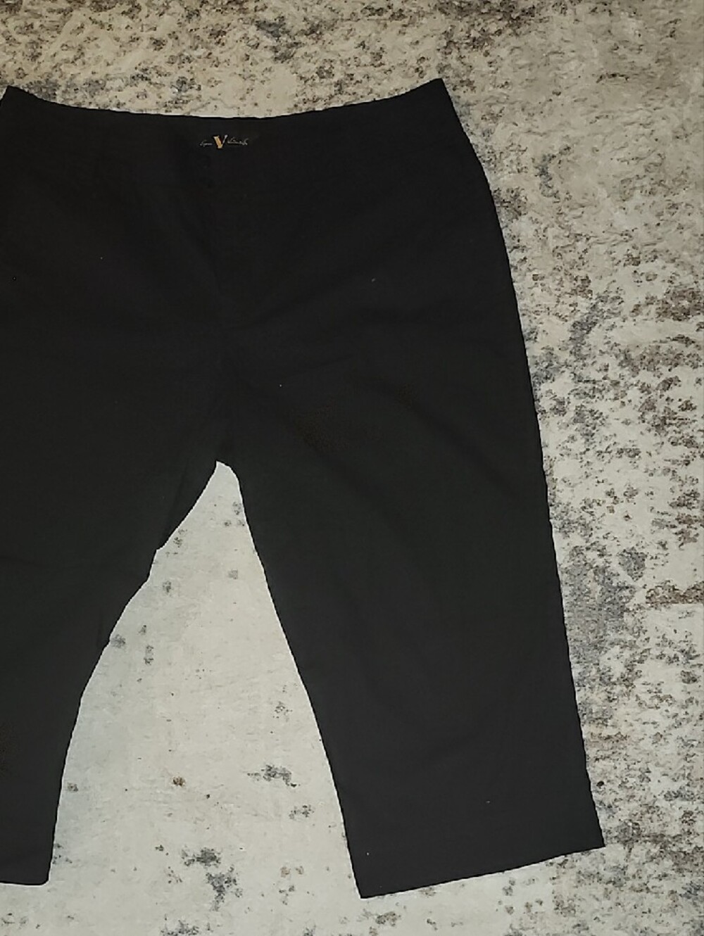 Black Women’s Gloria Vanderbilt Stretch Casual Crop Pants Size 14 - Picture 3 of 7